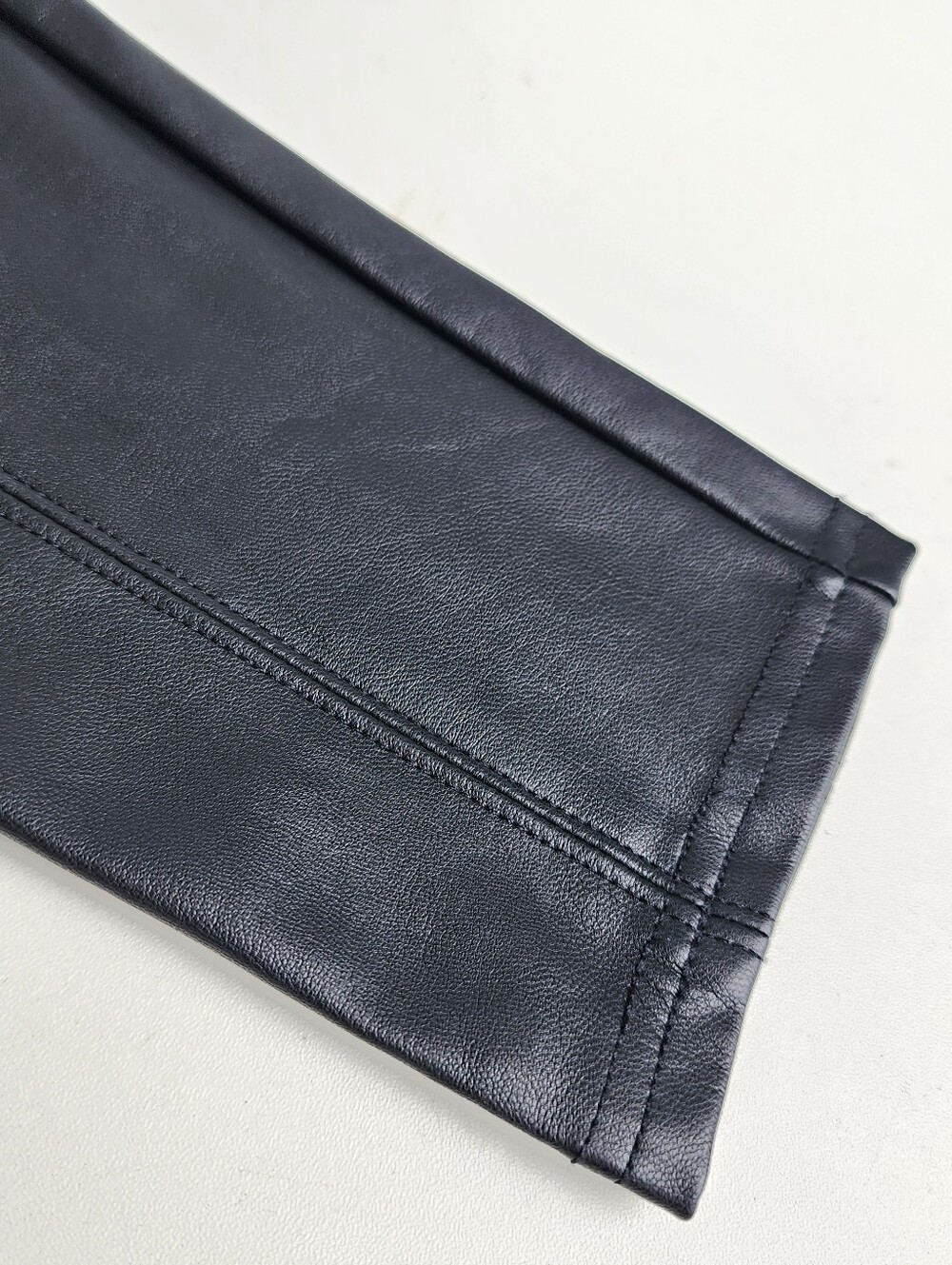NWOT Nordstrom Faux Leather Rayon Leggings Black High Waisted Skinny Pants  M - Picture 3 of 11